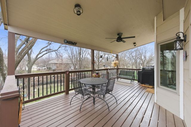 1221 N HICKORY CREEK CT, Wichita, KS 67235