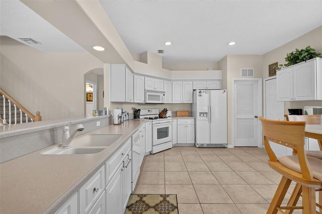 5401 SIR CHURCHILL DRIVE, Leesburg, FL 34748