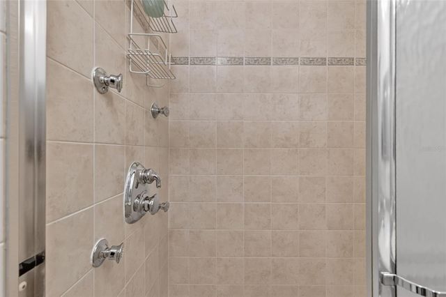 5401 SIR CHURCHILL DRIVE, Leesburg, FL 34748