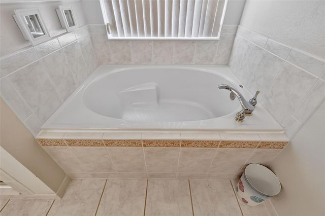 5401 SIR CHURCHILL DRIVE, Leesburg, FL 34748