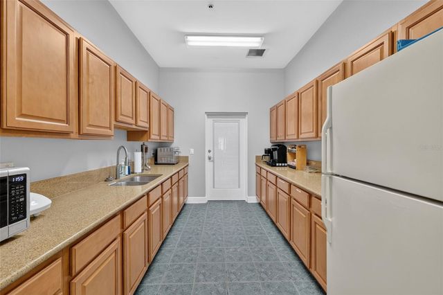 5401 SIR CHURCHILL DRIVE, Leesburg, FL 34748