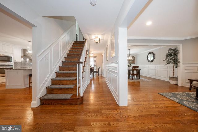 407 VALLEY GLEN DR, Bryn Mawr, PA 19010
