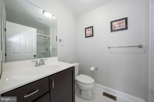 407 VALLEY GLEN DR, Bryn Mawr, PA 19010