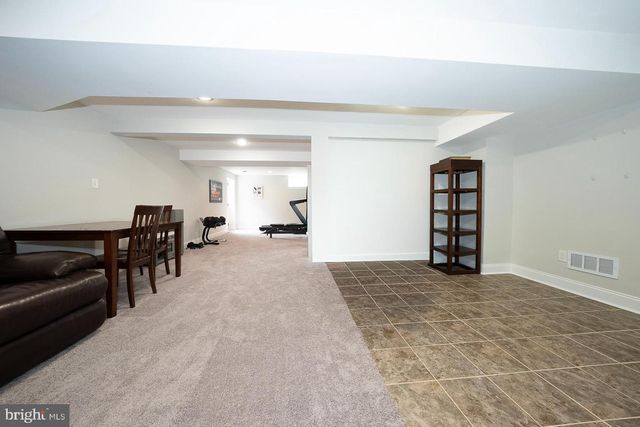407 VALLEY GLEN DR, Bryn Mawr, PA 19010