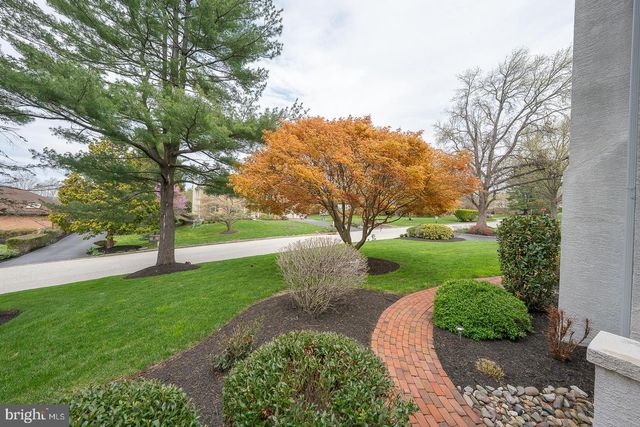 407 VALLEY GLEN DR, Bryn Mawr, PA 19010