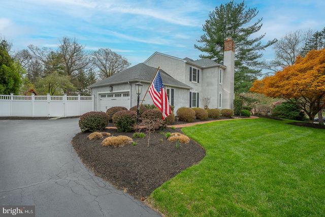 407 VALLEY GLEN DR, Bryn Mawr, PA 19010