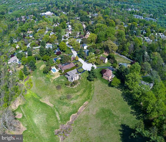 407 VALLEY GLEN DR, Bryn Mawr, PA 19010
