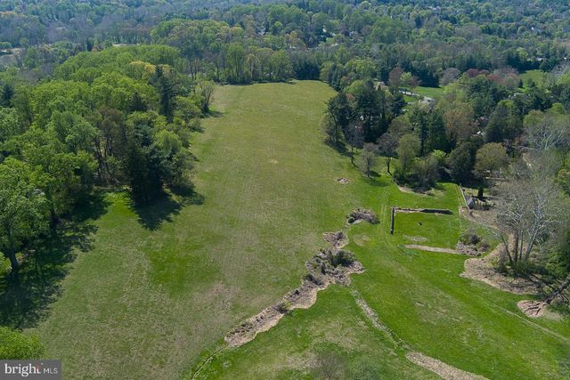 407 VALLEY GLEN DR, Bryn Mawr, PA 19010