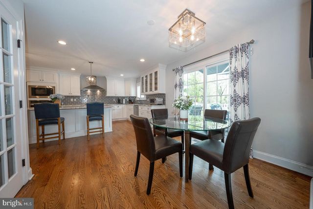 407 VALLEY GLEN DR, Bryn Mawr, PA 19010