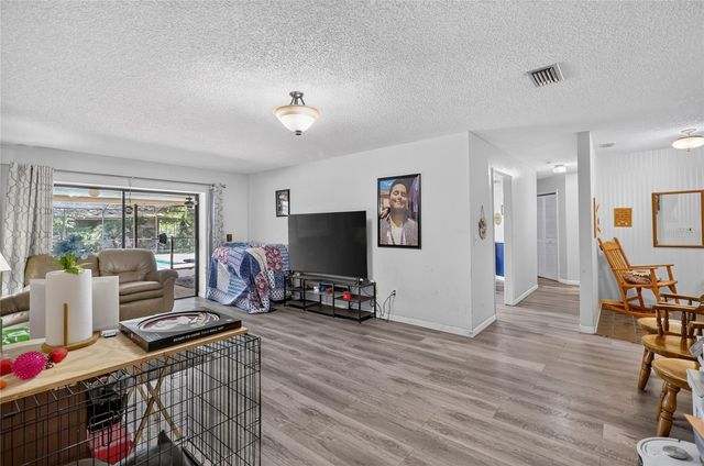 2709 W SAM ALLEN ROAD, Plant City, FL 33565