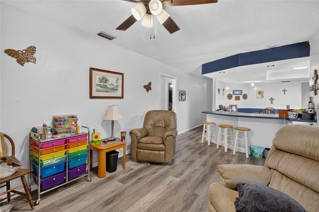 2709 W SAM ALLEN ROAD, Plant City, FL 33565
