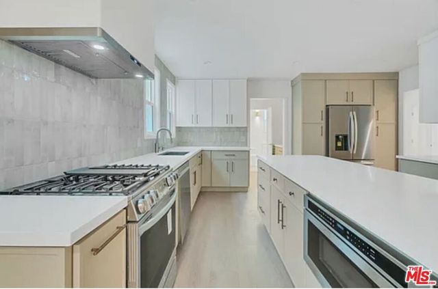 6446 W 6th Street, Los Angeles, CA 90048