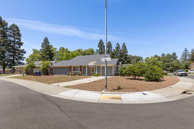 8312 Fintown Ct, Sacramento, CA 95828
