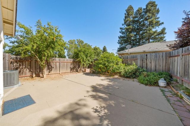 8312 Fintown Ct, Sacramento, CA 95828