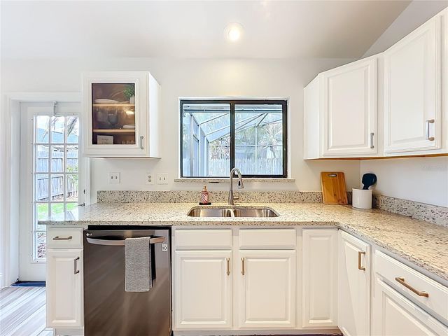 637 STARSTONE DRIVE, Lake Mary, FL 32746