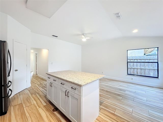 637 STARSTONE DRIVE, Lake Mary, FL 32746