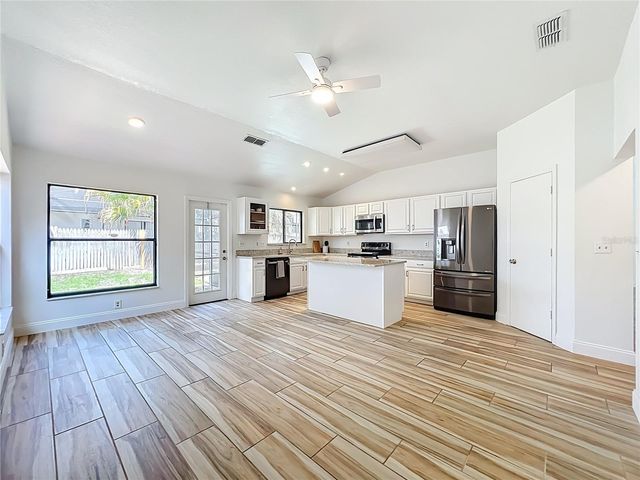 637 STARSTONE DRIVE, Lake Mary, FL 32746