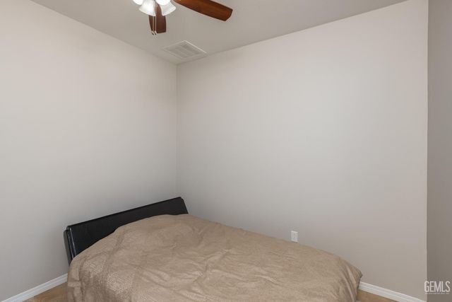 5509 Upton Avenue, Bakersfield, CA 93313