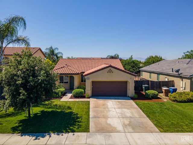 5509 Upton Avenue, Bakersfield, CA 93313