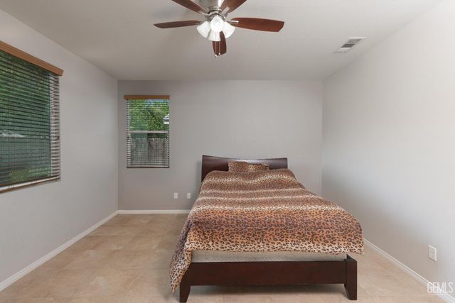 5509 Upton Avenue, Bakersfield, CA 93313