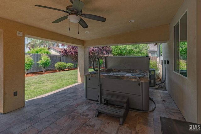 5509 Upton Avenue, Bakersfield, CA 93313