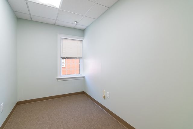 400 Massasoit Avenue 307&308, East Providence, RI 02914