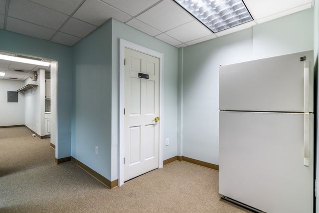 400 Massasoit Avenue 307&308, East Providence, RI 02914