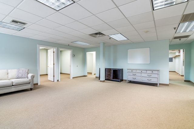 400 Massasoit Avenue 307&308, East Providence, RI 02914