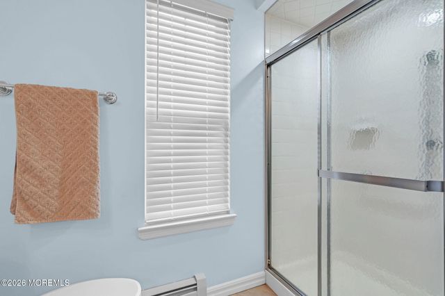 148 Chesterfield Lane, Toms River, NJ 08757