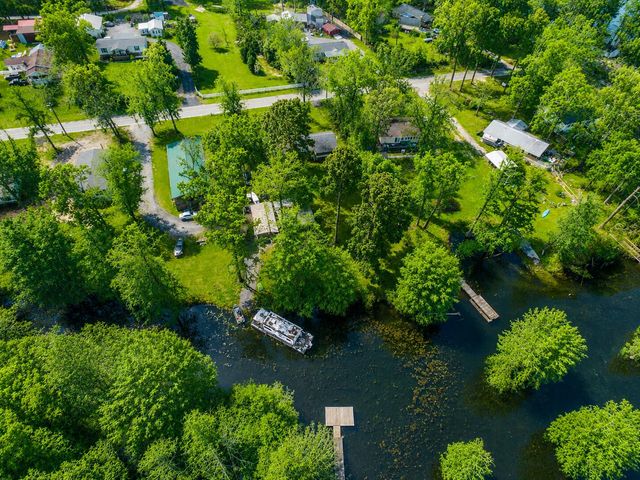 569 Stumphole Road, Elloree, SC 29047