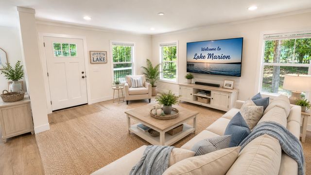 569 Stumphole Road, Elloree, SC 29047