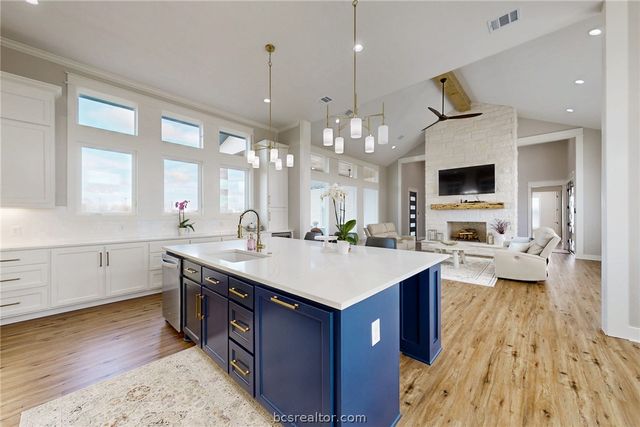 13504 Hudson Farms Road, Franklin, TX 77859