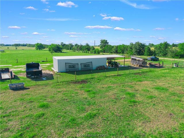 13504 Hudson Farms Road, Franklin, TX 77859