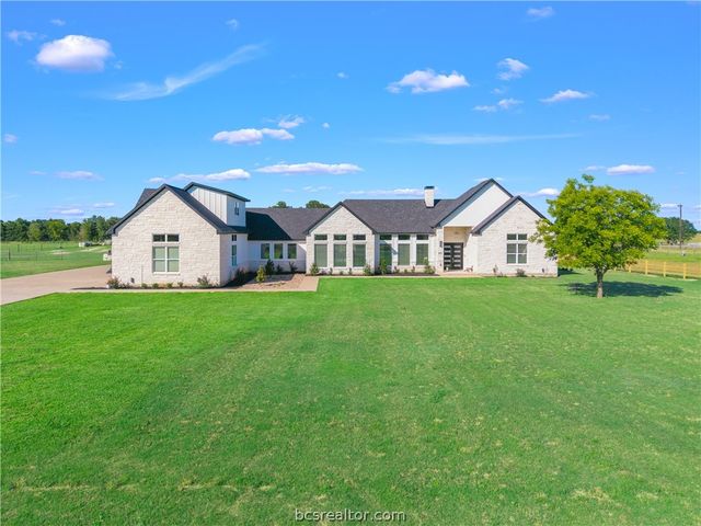 13504 Hudson Farms Road, Franklin, TX 77859