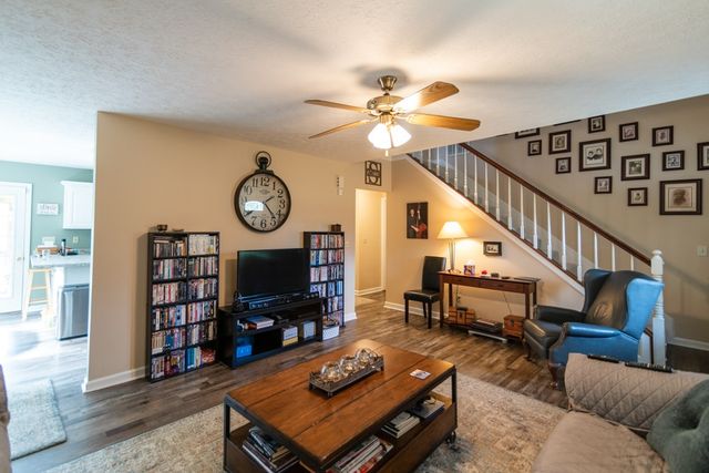 225 Sherman Road, Charlotte, TN 37036
