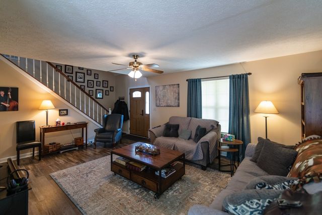 225 Sherman Road, Charlotte, TN 37036