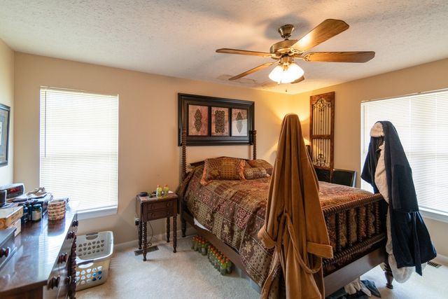 225 Sherman Road, Charlotte, TN 37036