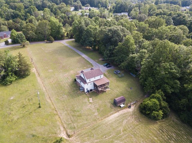 225 Sherman Road, Charlotte, TN 37036
