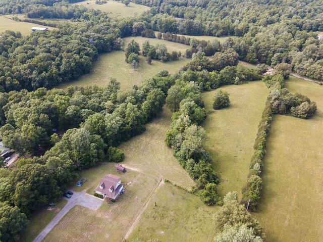 225 Sherman Road, Charlotte, TN 37036