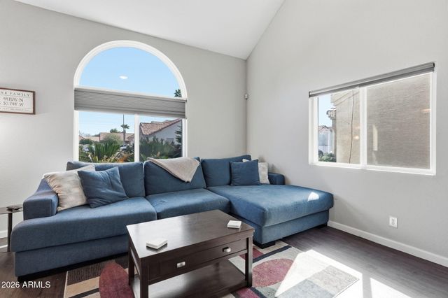 1114 S SURFSIDE Drive, Gilbert, AZ 85233