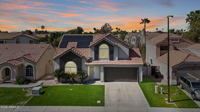 1114 S SURFSIDE Drive, Gilbert, AZ 85233