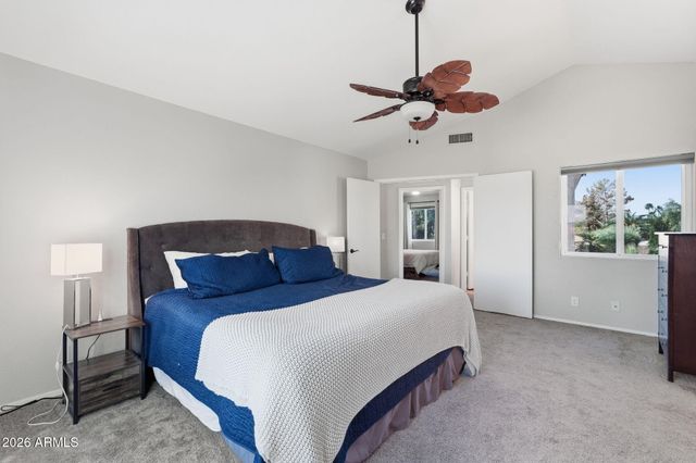 1114 S SURFSIDE Drive, Gilbert, AZ 85233