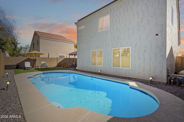 1114 S SURFSIDE Drive, Gilbert, AZ 85233