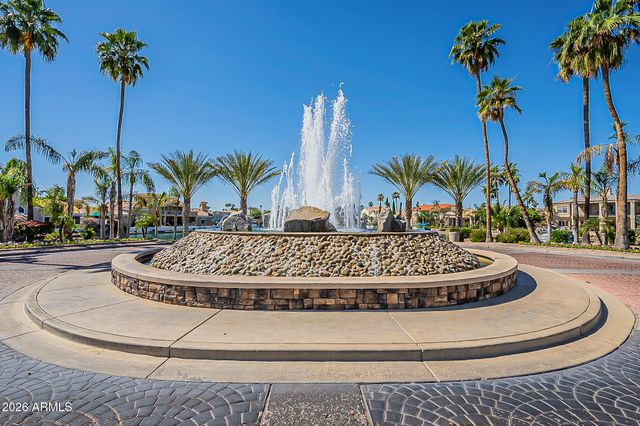 1114 S SURFSIDE Drive, Gilbert, AZ 85233