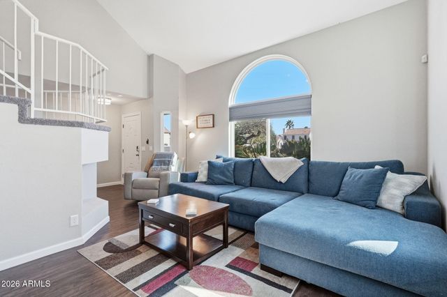 1114 S SURFSIDE Drive, Gilbert, AZ 85233