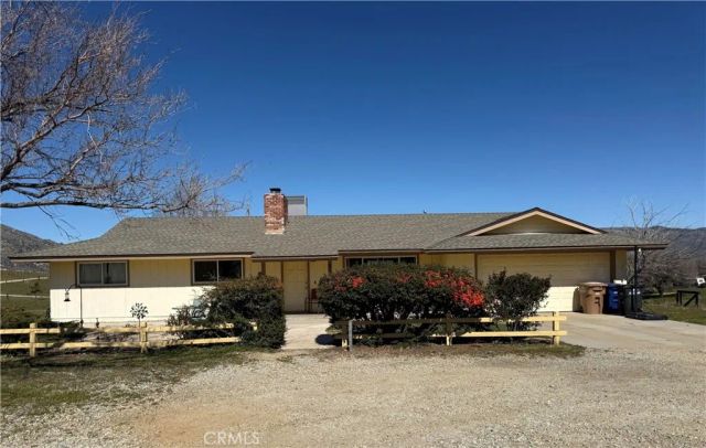 21258 Jeffery, Tehachapi, CA 93561