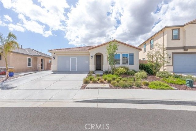 41215 Alegria Lane, Lake Elsinore, CA 92532