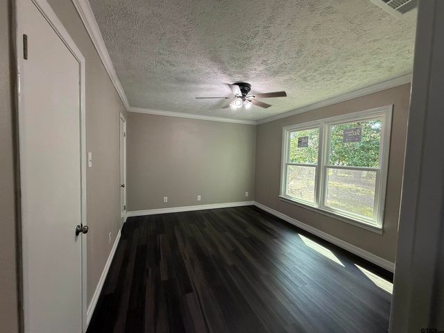 1602 E Main, Henderson, TX 75652