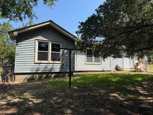 1602 E Main, Henderson, TX 75652