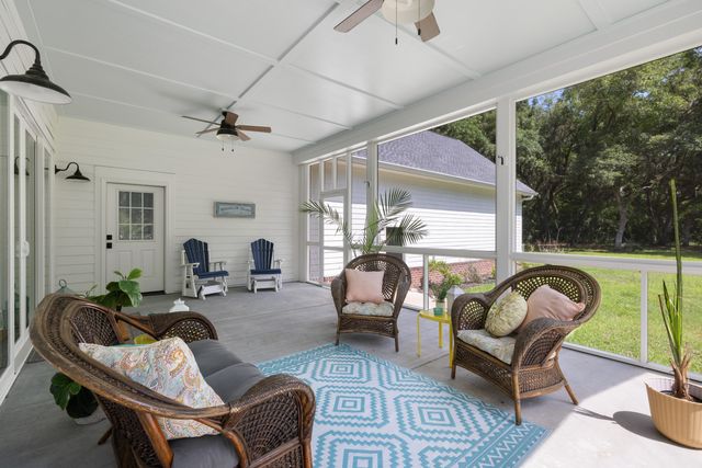 2962 Anchor Watch Drive, Wadmalaw Island, SC 29487